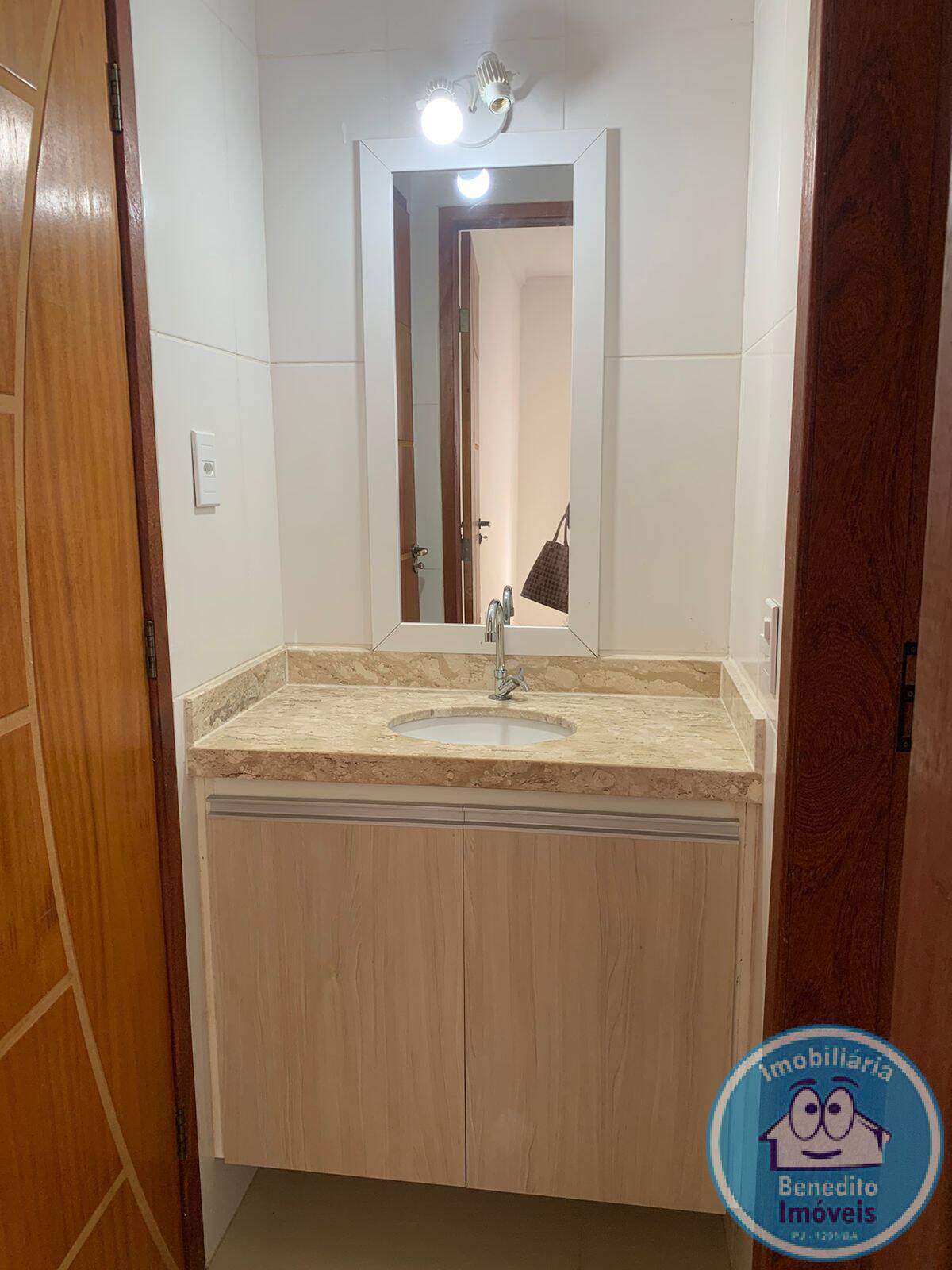 Casa para alugar com 3 quartos, 120m² - Foto 12