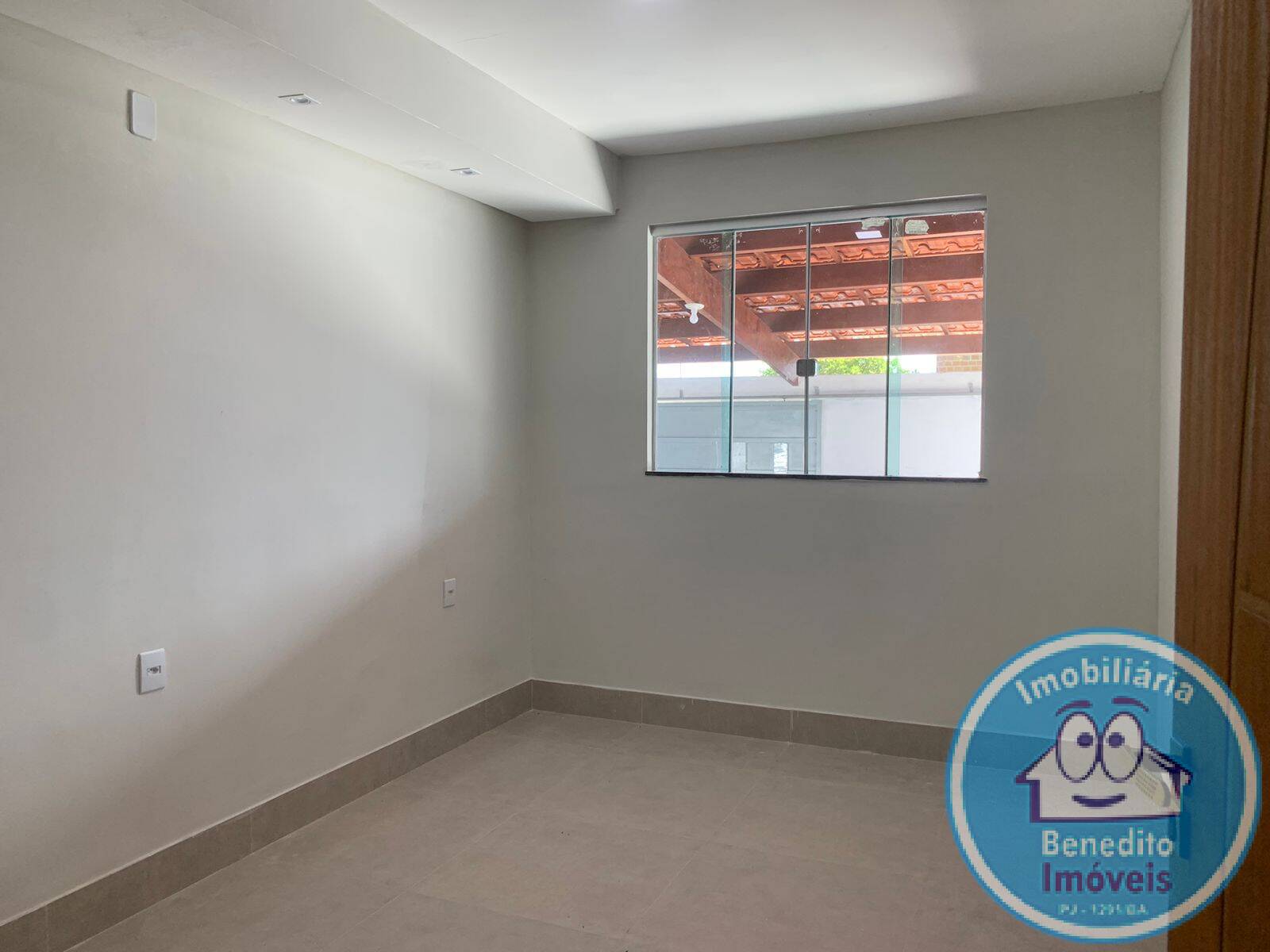 Casa para alugar com 4 quartos, 200m² - Foto 23