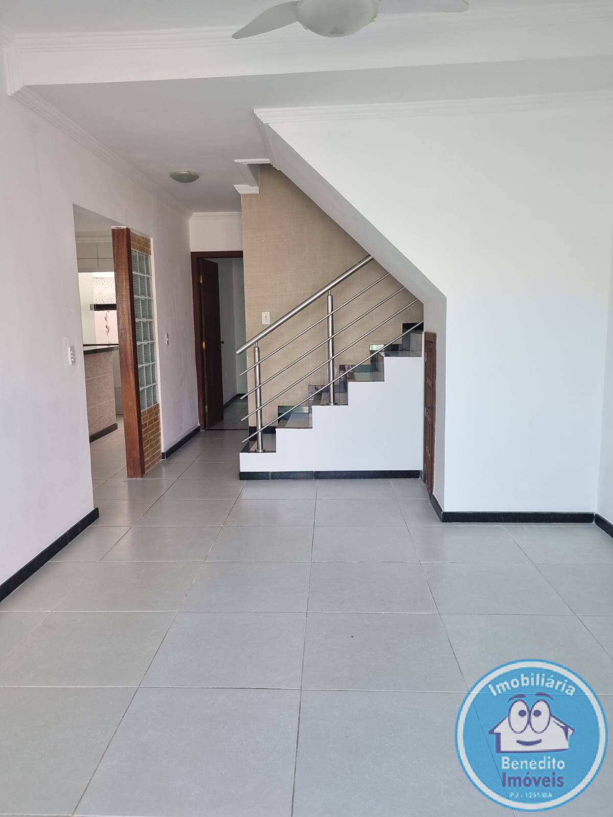 Apartamento à venda com 4 quartos, 150m² - Foto 3