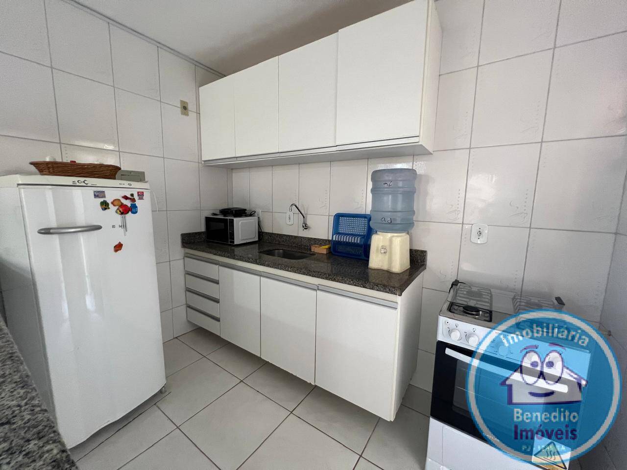 Apartamento à venda com 2 quartos, 70m² - Foto 13